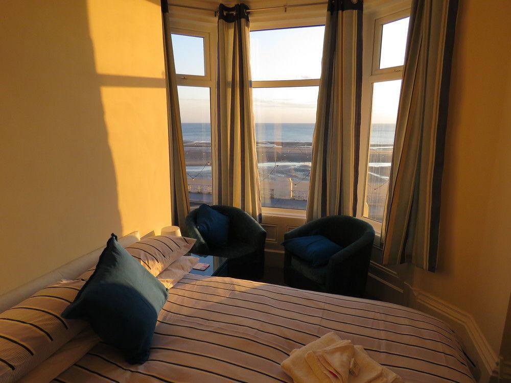 Bed and Breakfast The Coast Blackpool Esterno foto